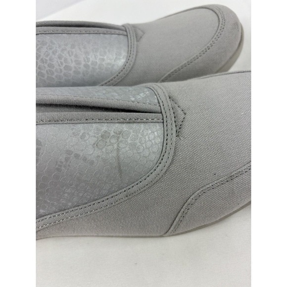 Vionic Magnolia Denver Slip On Sneakers Light Grey Canvas Snakeprint 10 Orthotic - Picture 7 of 11